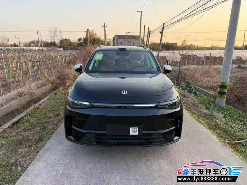 25年零跑C16轿车抵押车出售