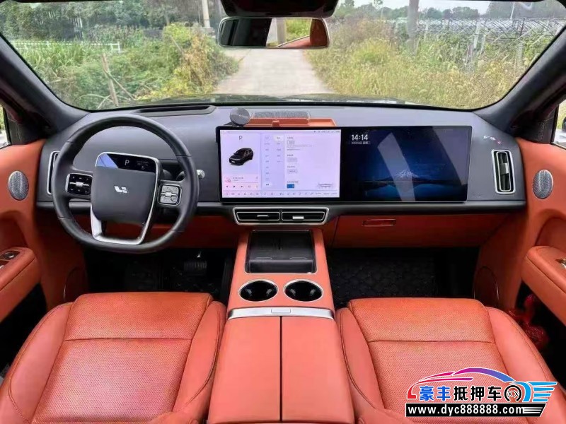 24年理想L8轿车抵押车出售