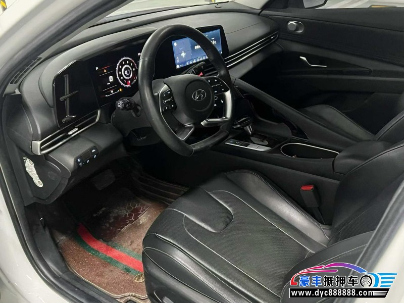 21年现代伊兰特轿车抵押车出售