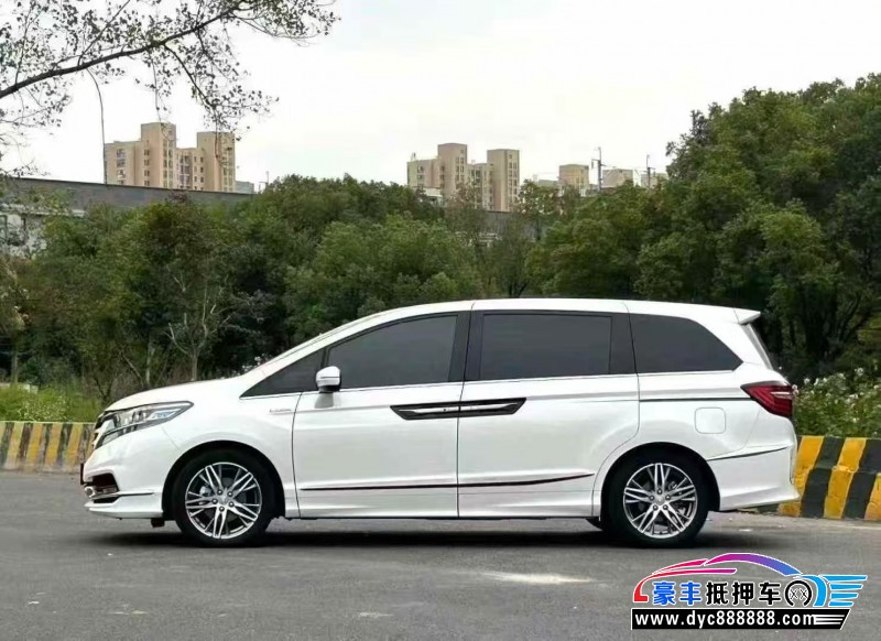 21年本田艾力绅轿车抵押车出售