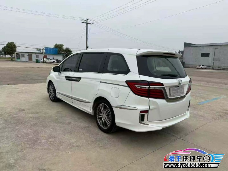 20年本田艾力绅轿车抵押车出售