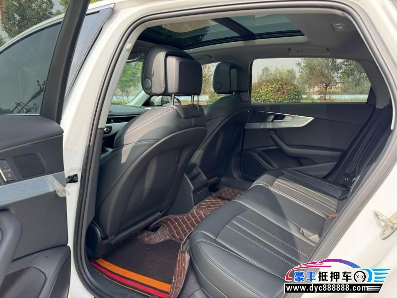 25年奥迪A4L轿车抵押车出售