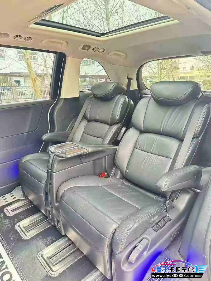 16年本田艾力绅轿车抵押车出售