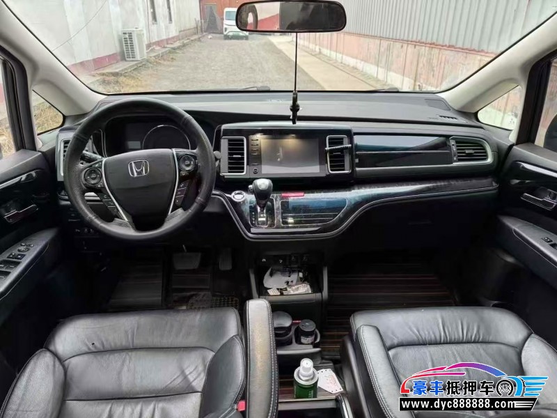 21年本田艾力绅轿车抵押车出售