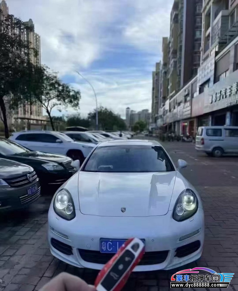 15年保时捷帕纳梅拉轿车抵押车出售