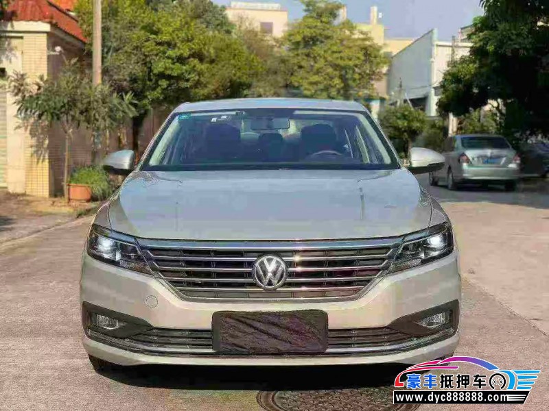 20年大众朗逸轿车抵押车出售