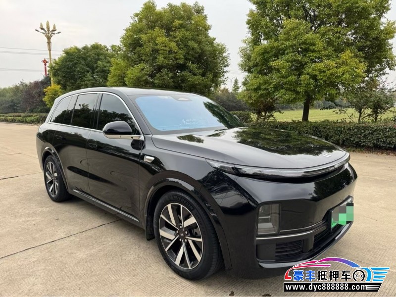 23年理想L8SUV抵押车出售