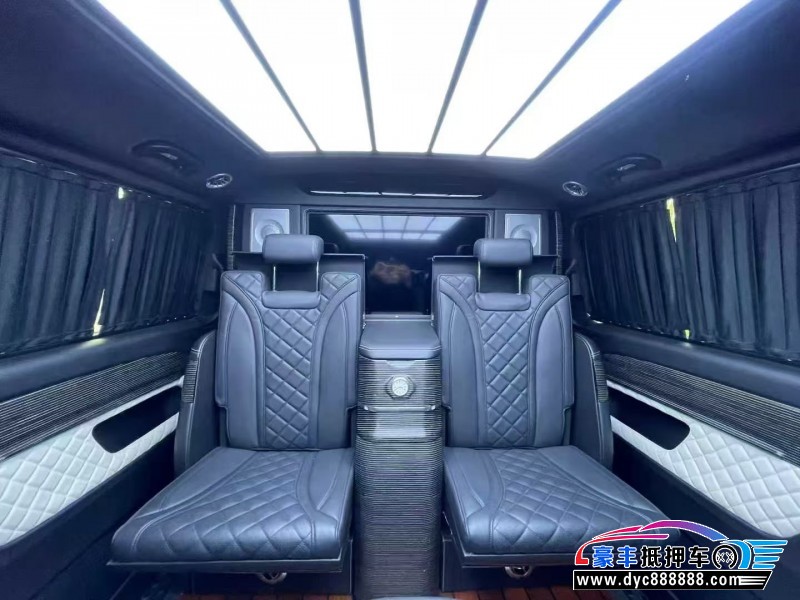 20年奔驰威霆轿车抵押车出售