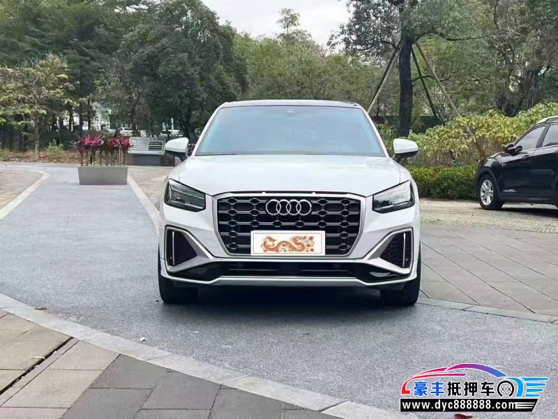 抵押车出售24年奥迪Q2轿车