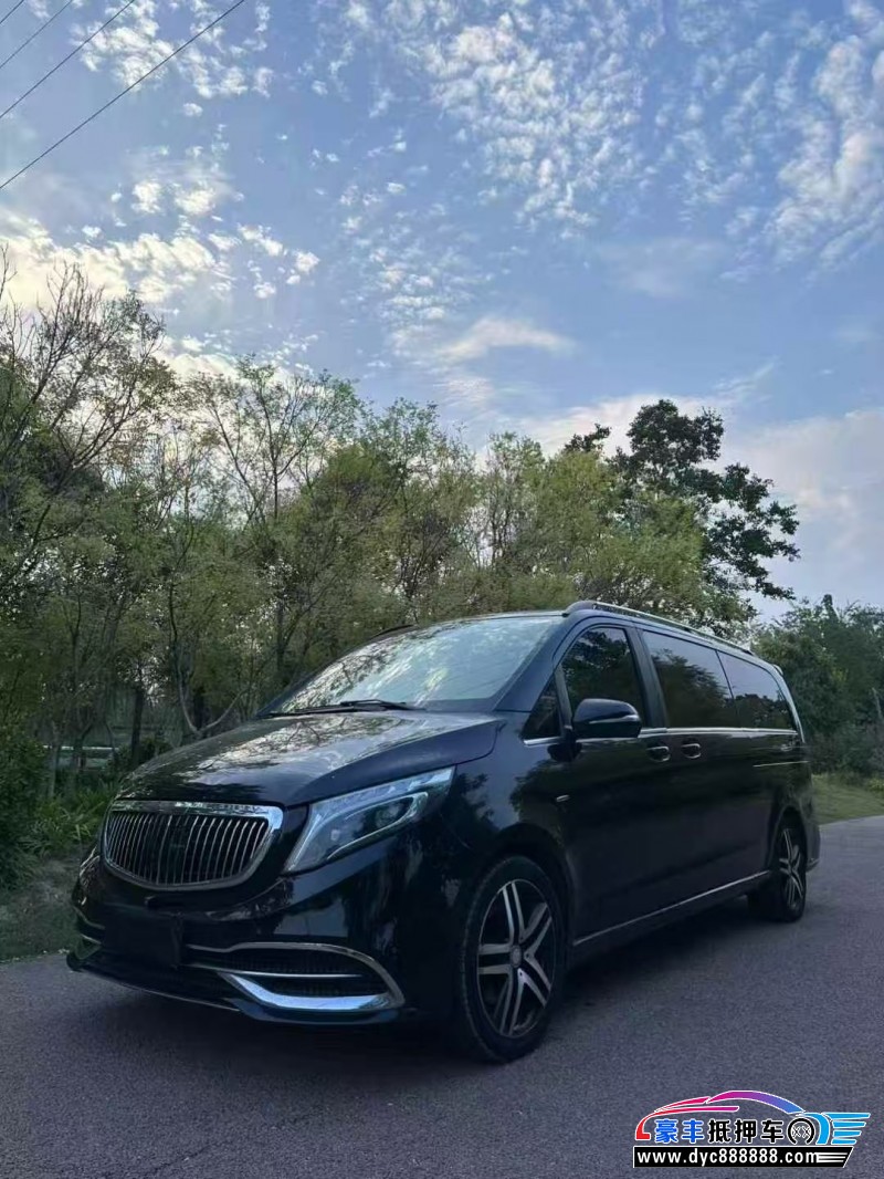 17年奔驰V轿车抵押车出售