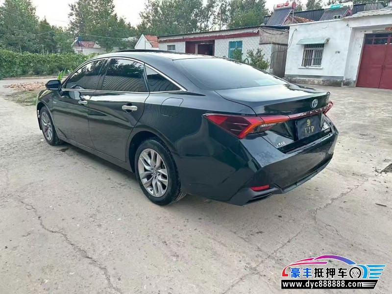 20年丰田亚洲龙轿车抵押车出售