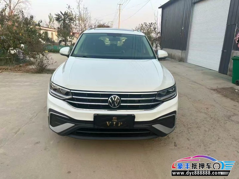 抵押车出售23年大众途观L轿车