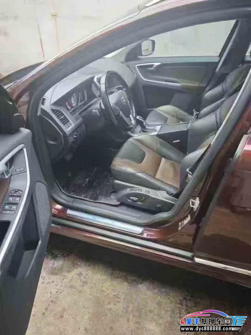 15年沃尔沃XC60SUV抵押车出售