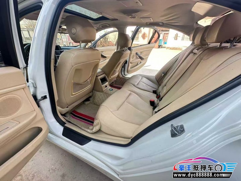 13年宝马3系轿车抵押车出售