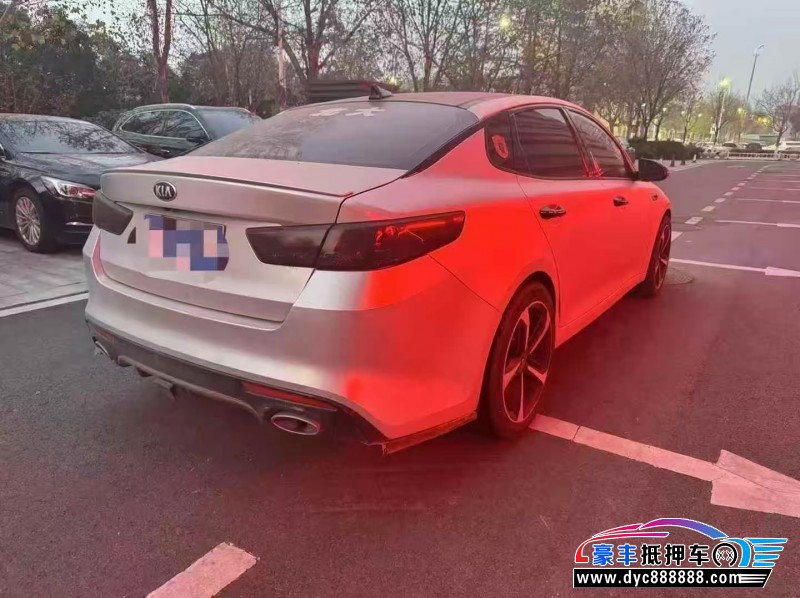 16年起亚K5轿车抵押车出售