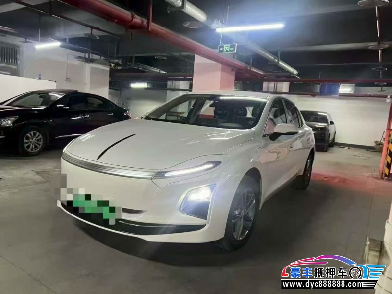 25年红旗EQM5轿车抵押车出售