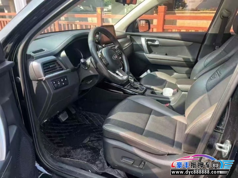 20年起亚智跑轿车抵押车出售