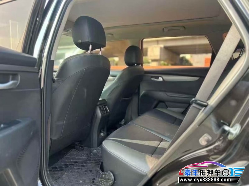 20年起亚智跑轿车抵押车出售