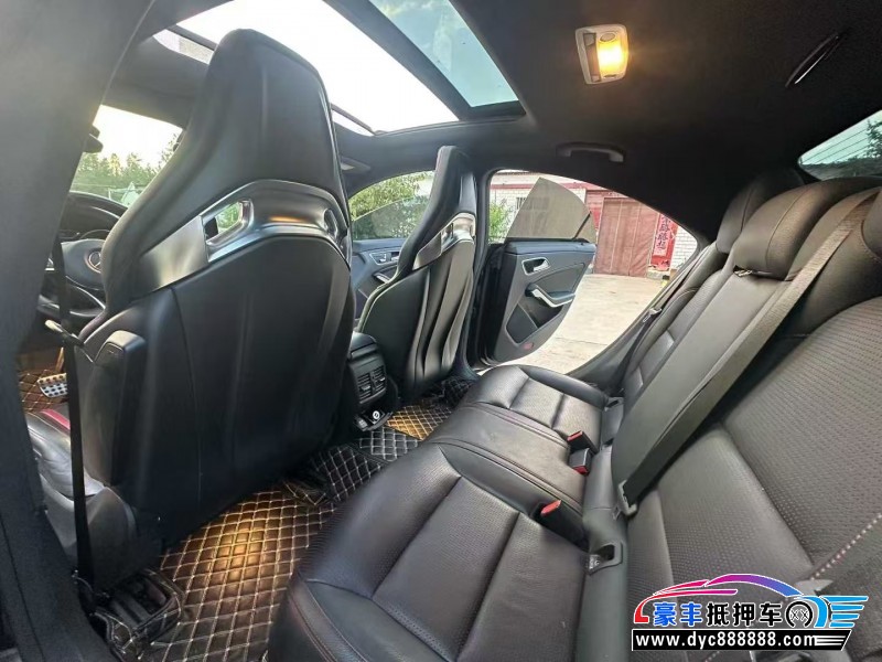 17年奔驰CLA级AMG轿车抵押车出售