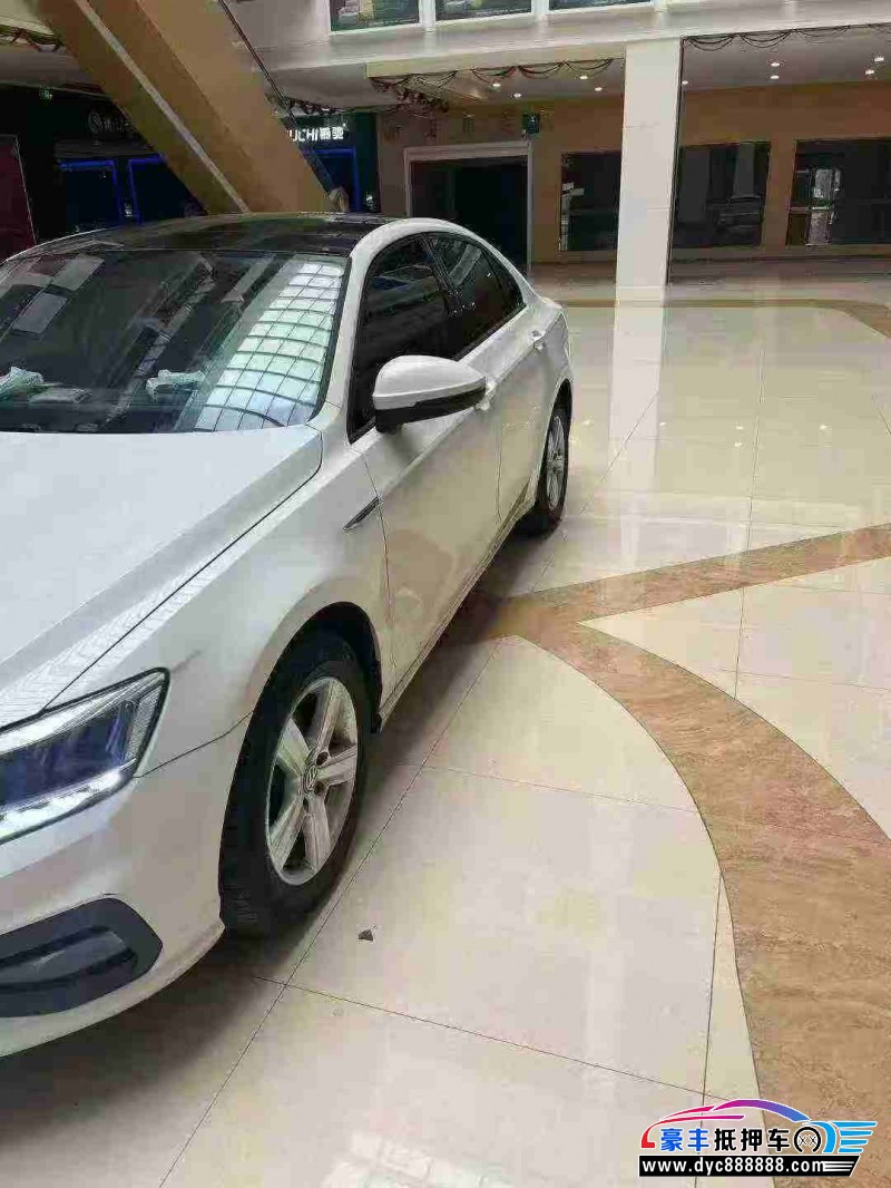 21年大众凌渡轿车抵押车出售