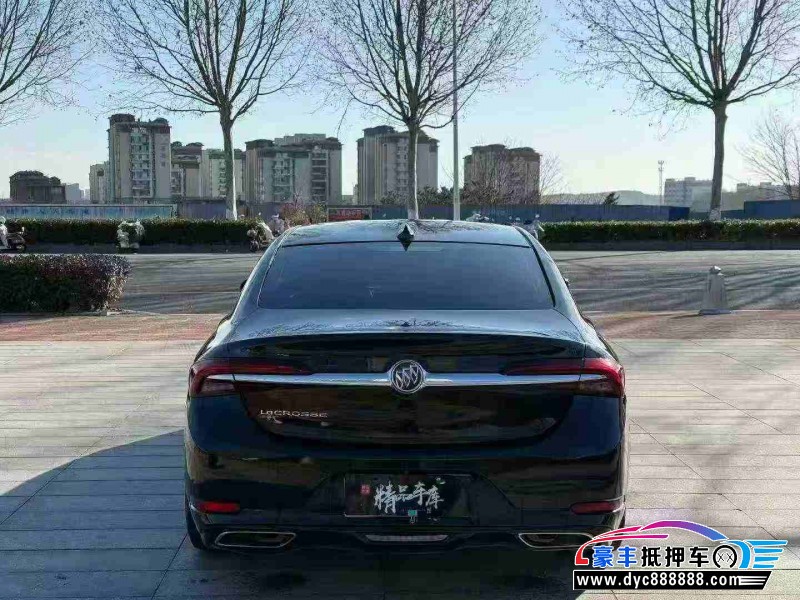 20年别克君越轿车抵押车出售