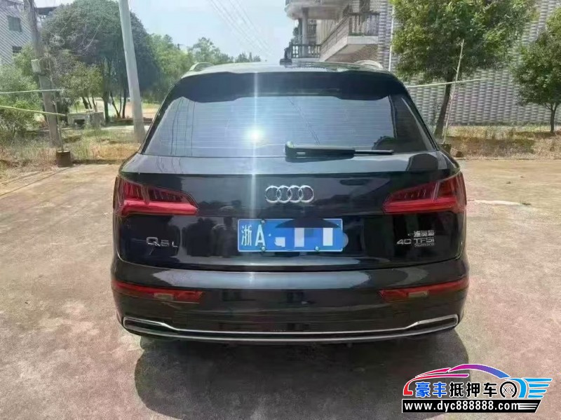 20年奥迪Q5轿车抵押车出售