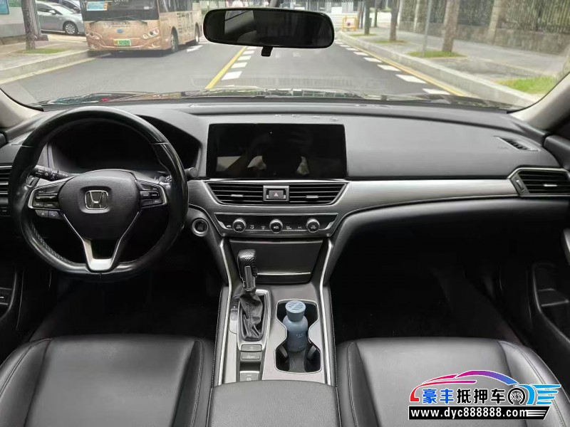 21年本田雅阁轿车抵押车出售