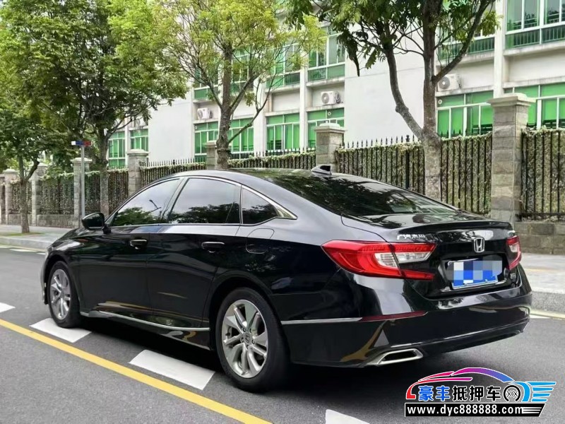 21年本田雅阁轿车抵押车出售