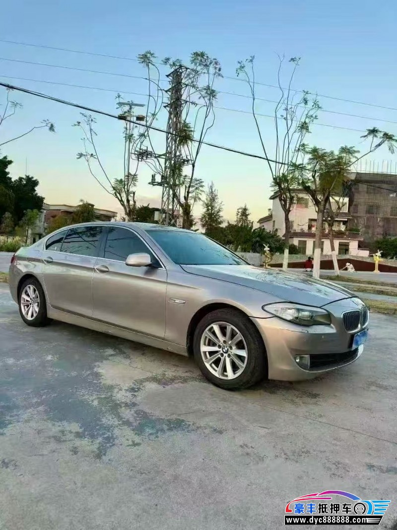 12年宝马5系轿车抵押车出售