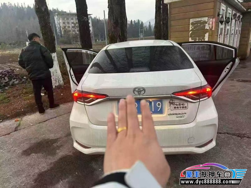 21年丰田卡罗拉轿车抵押车出售