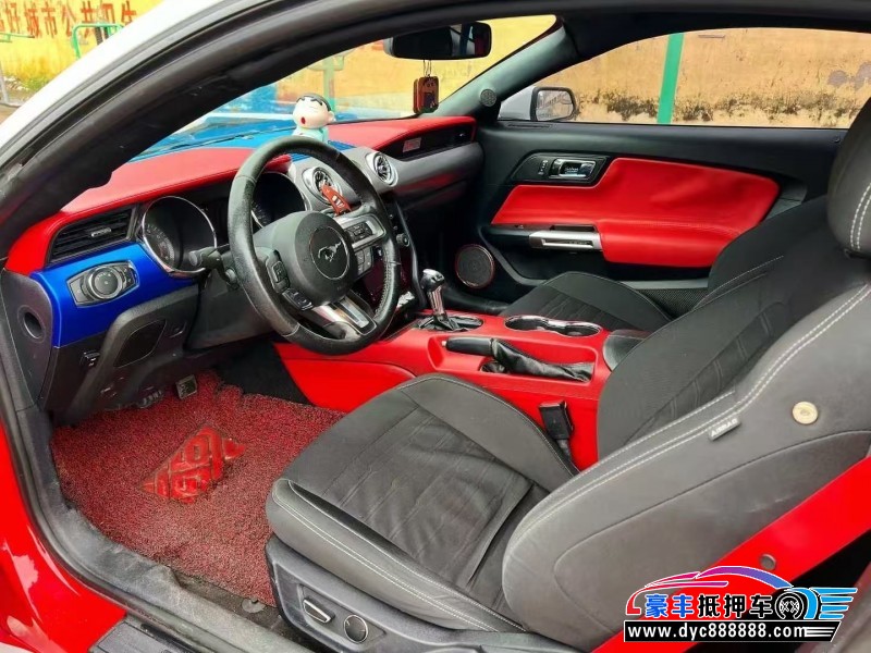 16年福特野马轿车抵押车出售