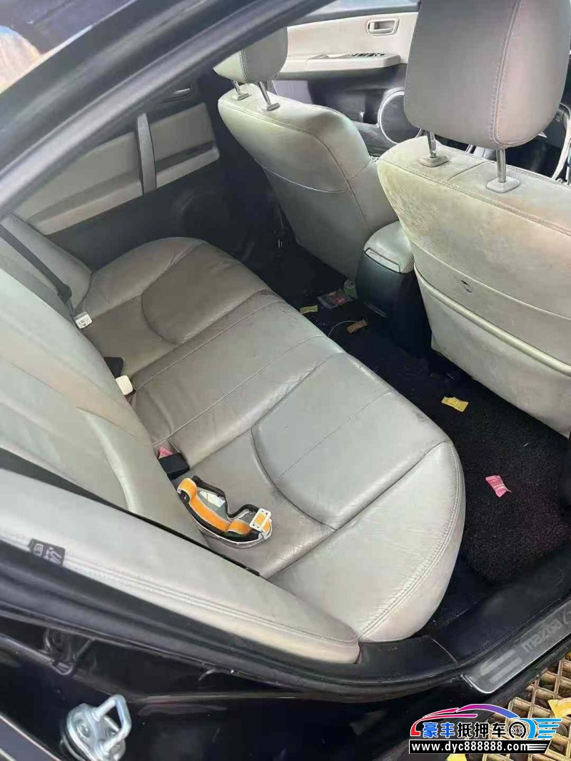 12年马自达睿翼轿车抵押车出售