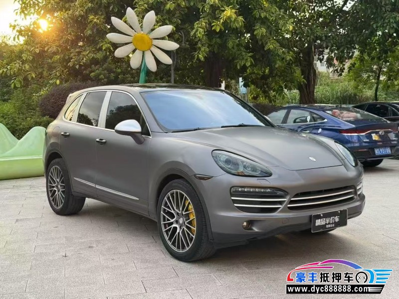 12年保时捷卡宴轿车抵押车出售