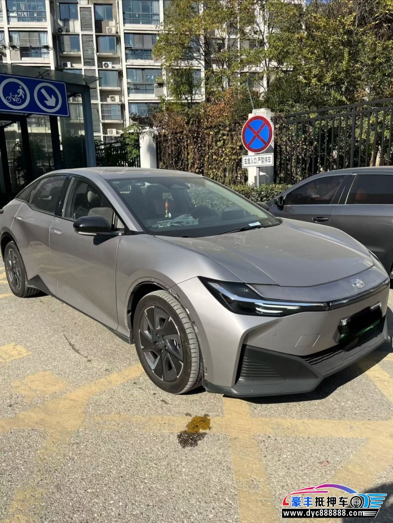 25年丰田BZ3轿车抵押车出售