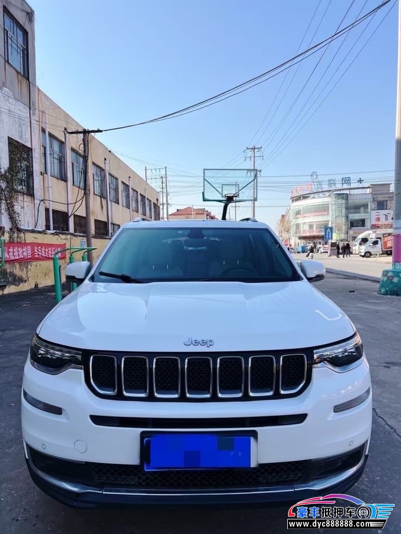 18年Jeep指挥官轿车抵押车出售