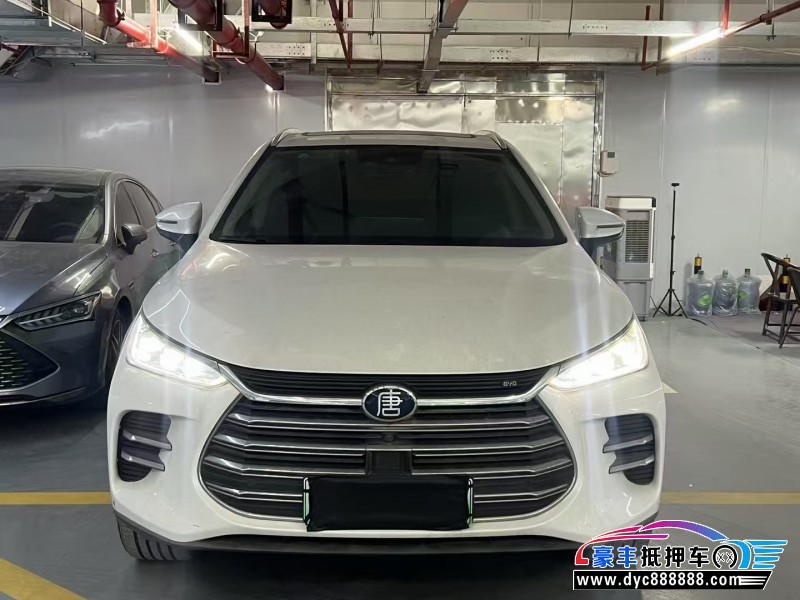 抵押车出售18年比亚迪唐轿车