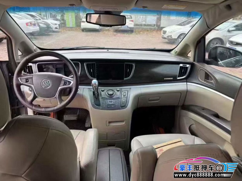 14年别克GL8轿车抵押车出售