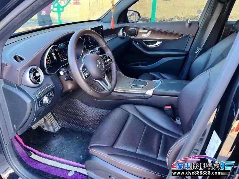 22年奔驰GLC轿车抵押车出售