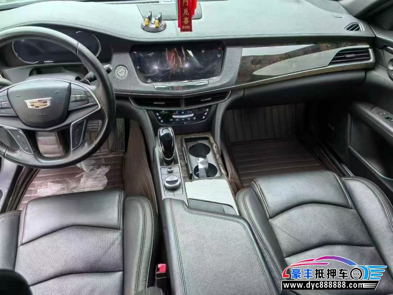 21年凯迪拉克CT6轿车抵押车出售