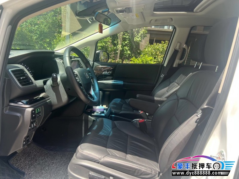 14年奥迪Q5轿车抵押车出售