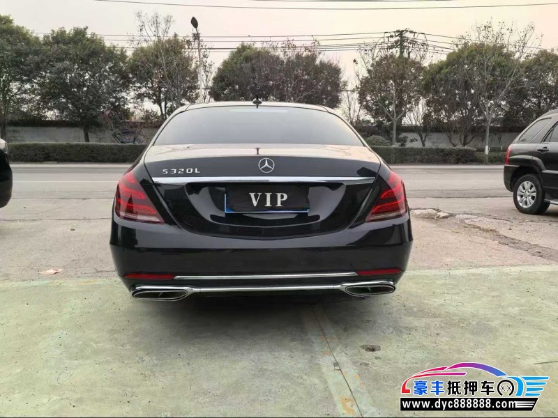 17年奔驰S轿车抵押车出售