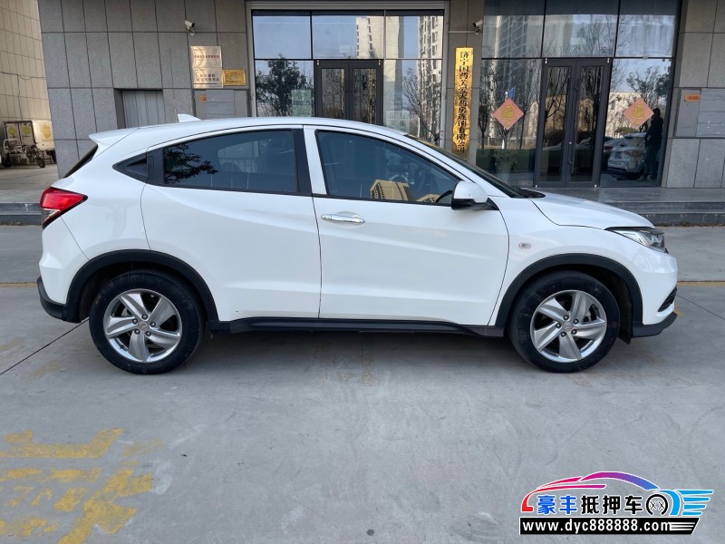 21年本田缤智轿车抵押车出售