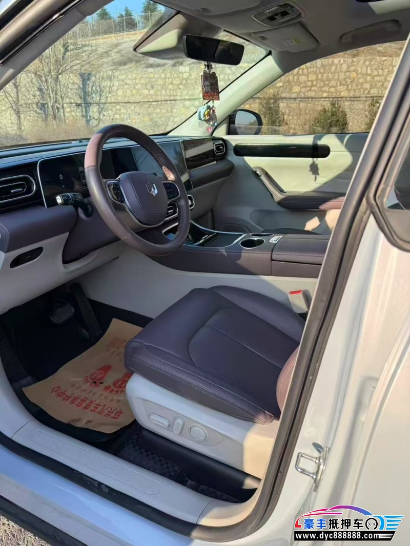 24年零跑C11轿车抵押车出售