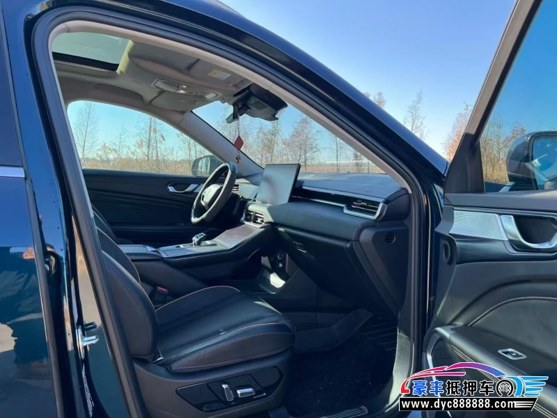 22年WEY魏派拿铁轿车抵押车出售