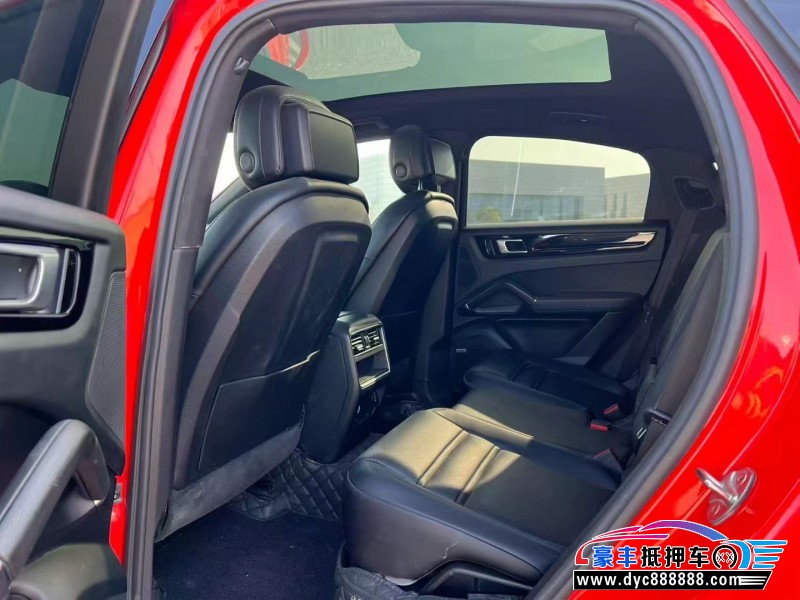 19年保时捷卡宴轿车抵押车出售