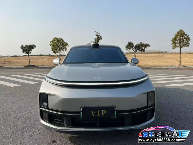 22年理想L9轿车抵押车出售