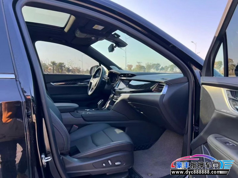 24年凯迪拉克xt6轿车抵押车出售