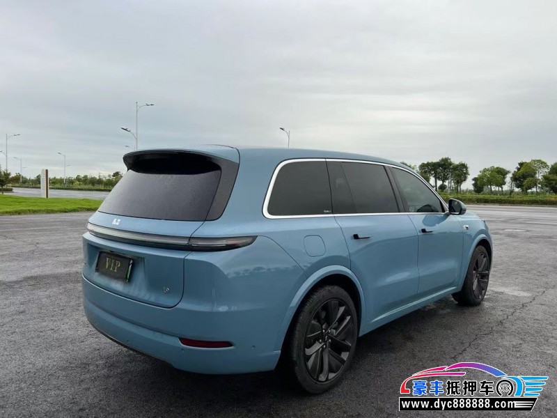 23年理想L9轿车抵押车出售