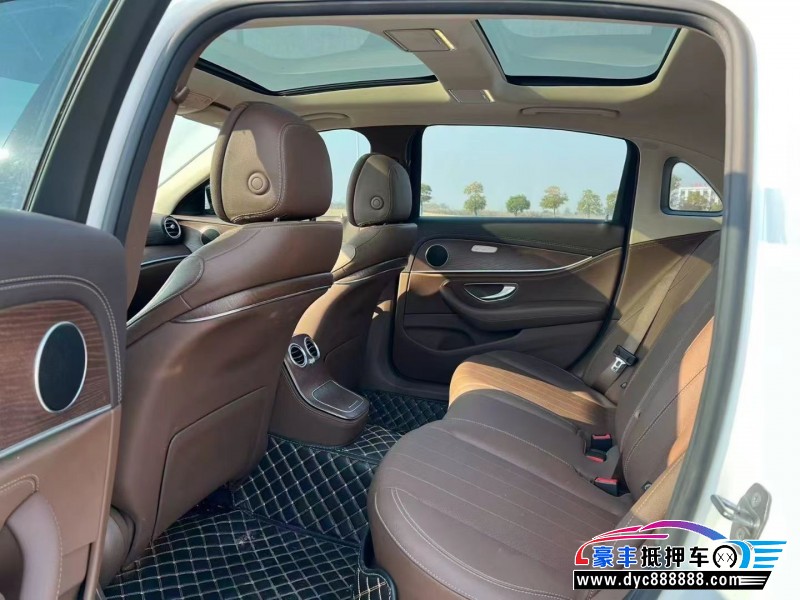 23年奔驰E轿车抵押车出售