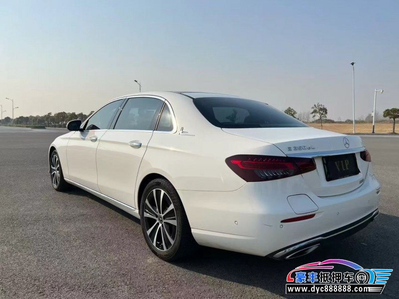 23年奔驰E轿车抵押车出售